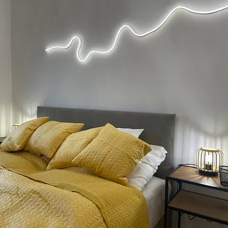 Silesia Blue2 Luxury Apartment - Self Check-In Apartment